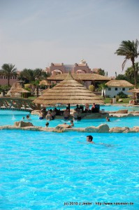 Die Poolbar im Beach-Albatros