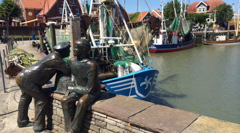 Hafenfiguren in Neuharlingersiel