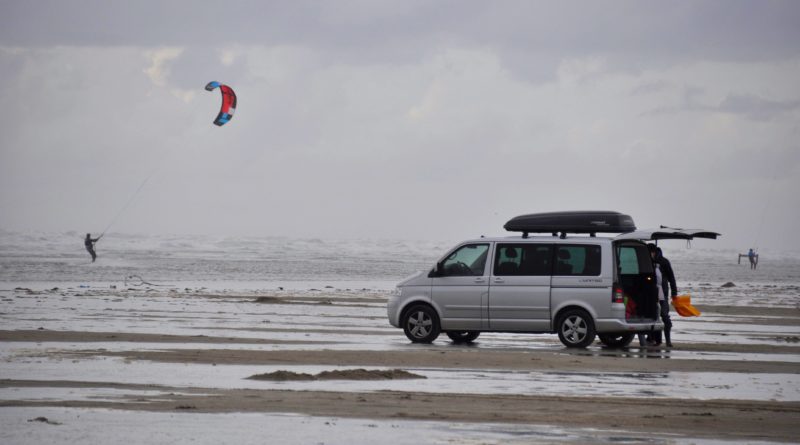 Kitesurfer an der Nordsee