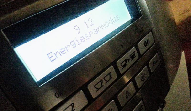 Kaffeemaschine im Energiesparmodus