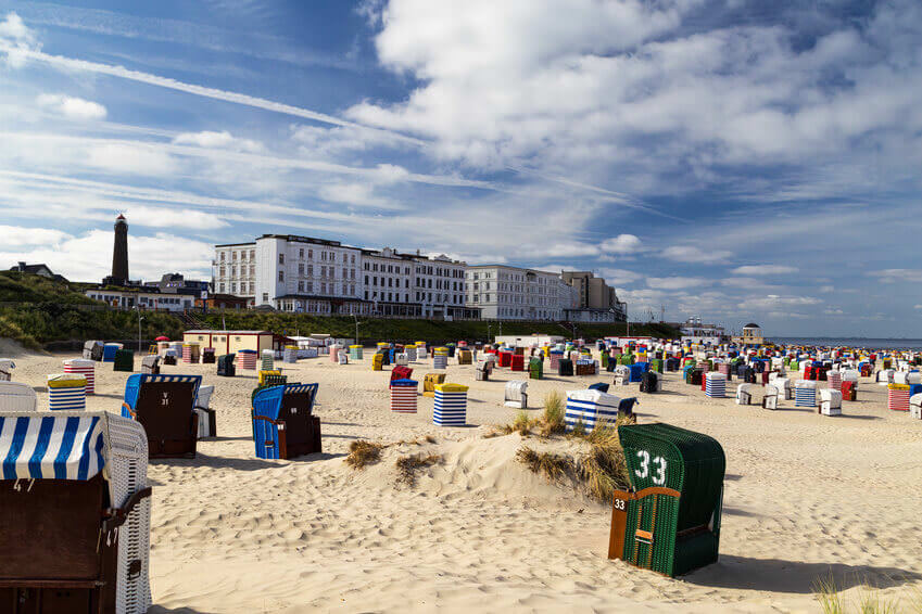 Die Nordseeinsel Borkum unter der Lupe: Urlaub mit Familie, Hund oder