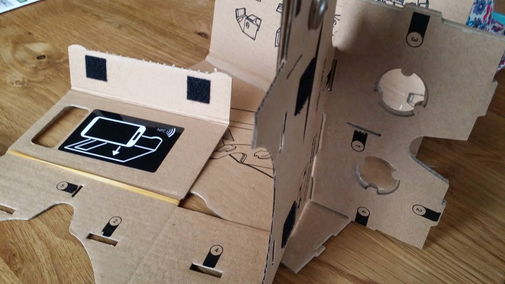 Cardboard falten