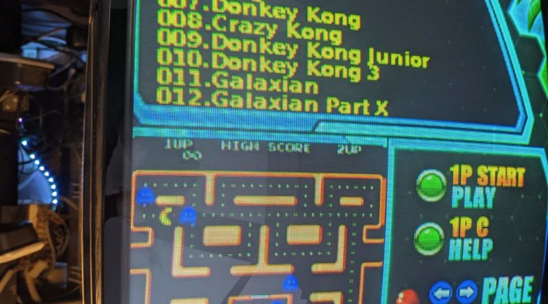 Vertikaler Arcade Bildschirm